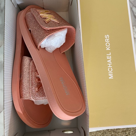 Michael Kors Sandals NWT - Picture 2 of 7